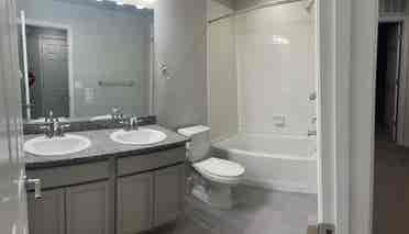 $ – Private Room w/ Shared Bath
