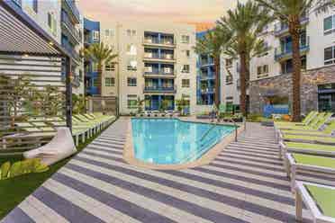 need roommate to move in June 1st