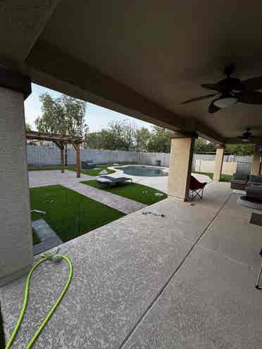 Room for rent in Avondalee