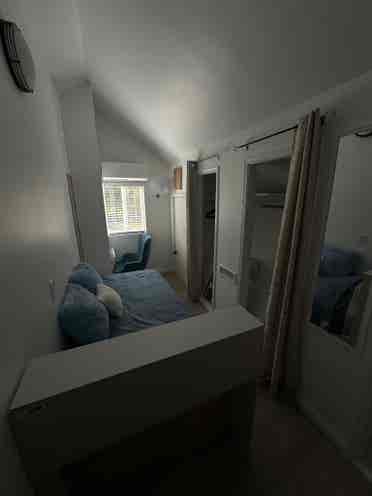 Nice Furnished ROOM in Sacramento
