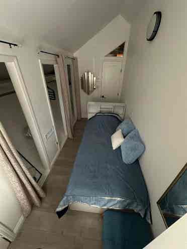 Nice Furnished ROOM in Sacramento