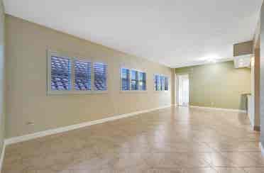 Luxury apartment for rent now