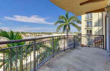 Luxury apartment for rent now
