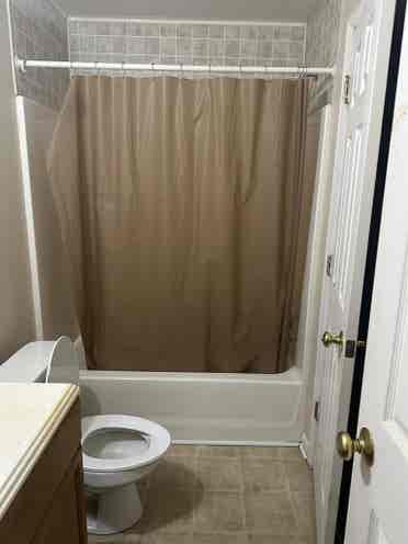 Basement Apartment PRVT Entrance