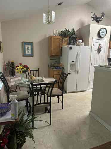 Basement Apartment PRVT Entrance