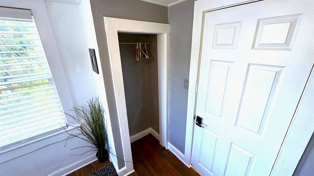 Furnished Room Utilities Inc