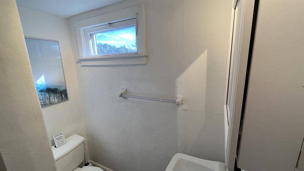 Furnished Room Utilities Inc