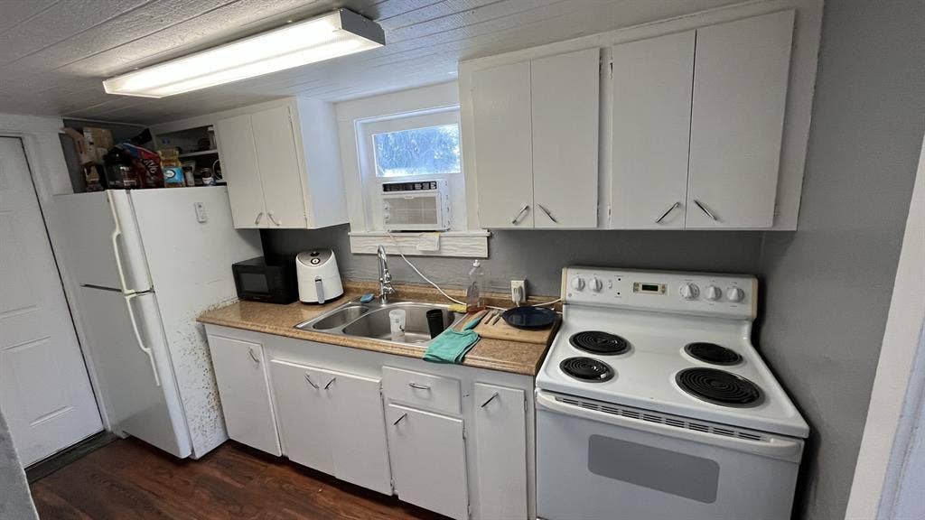 Furnished Room Utilities Inc