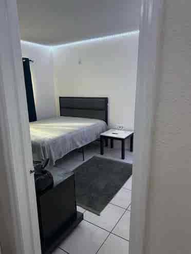 Cosy room in apt