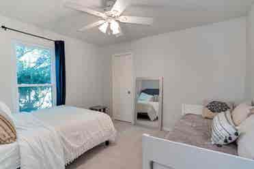 Friendly roommates in great area