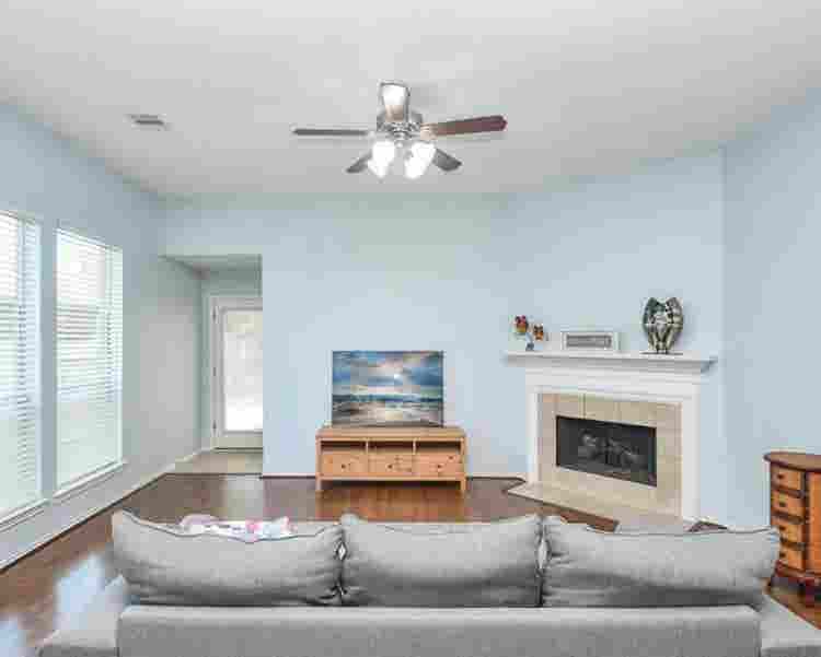 Private Room for Rent $/ 
month