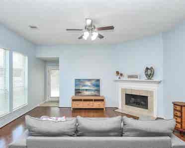 Private Room for Rent $/ 
month