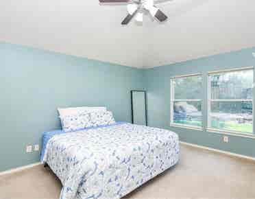 Private Room for Rent $/ 
month