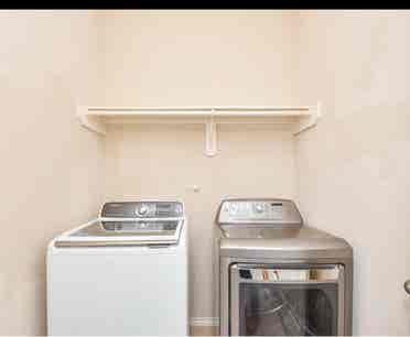 Private Room for Rent $/ 
month