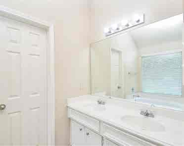 Private Room for Rent $/ 
month