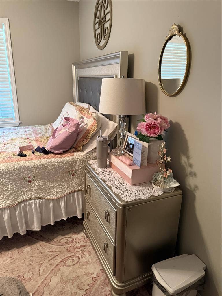 Cute and Quiet Duplex