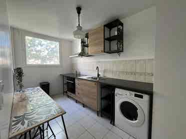 Student room Paris-Saclay Uni