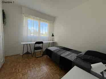 Student room Paris-Saclay Uni