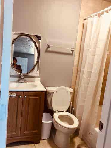 Single bedroom for rent
