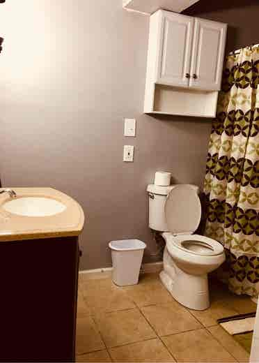 Single bedroom for rent