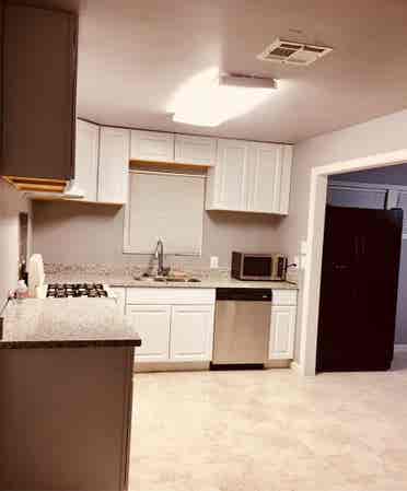 Single bedroom for rent