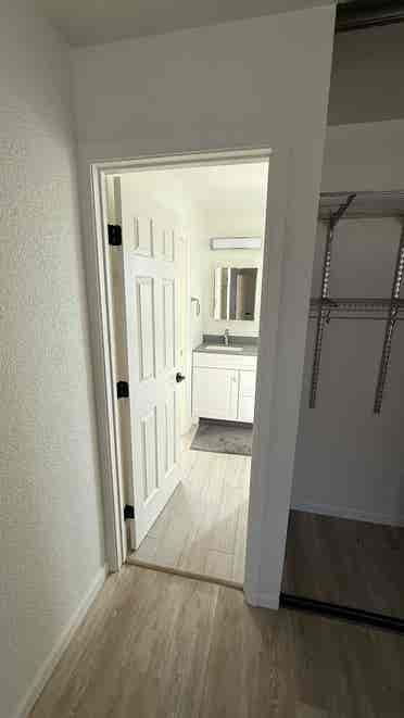 Looking for Roommate (Pleasanton)