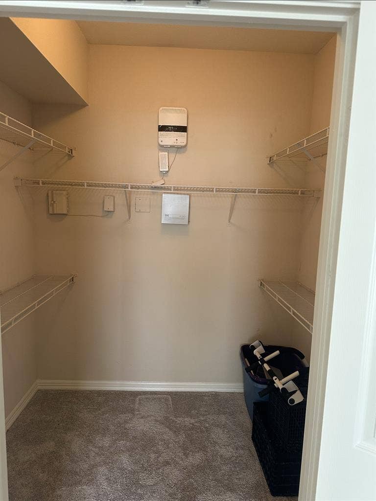 Furnished.Bath.WiFi.Utilities.Prkng