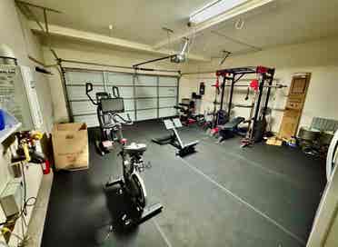 PRIVATE ROOMS FOR RENT!