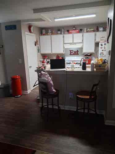 Room for rent in 3 bdrm apt