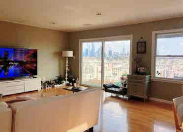 Roommate wanted in JC apt, view