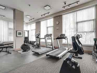 Private bed and bath Brentwood