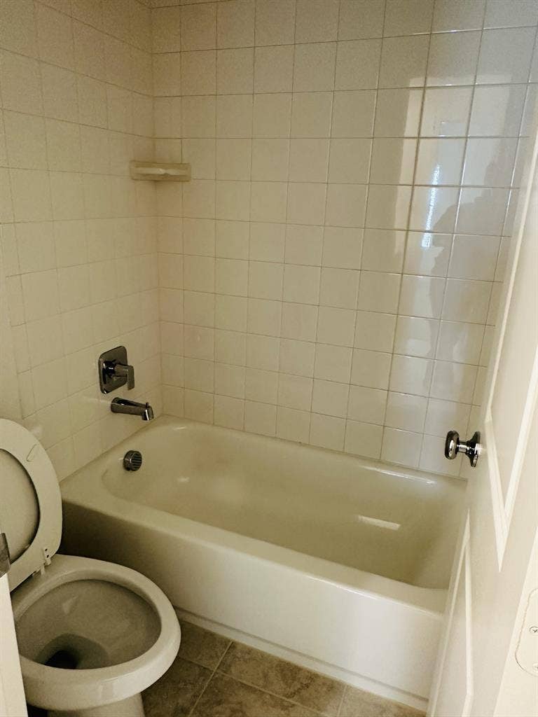 Private Bedroom available for rent