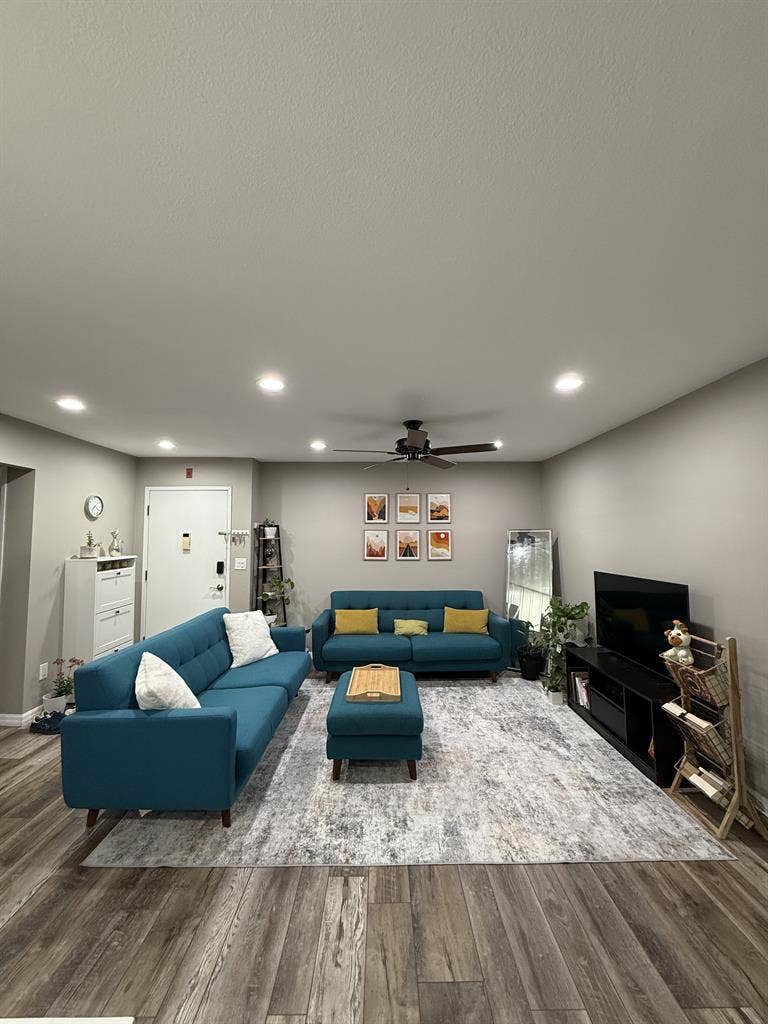 Furnished, Spacious, private room