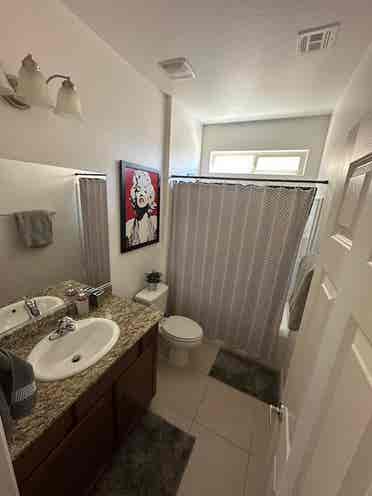 Room for Rent with private bathroom