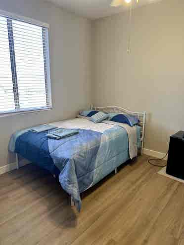 Private Rooms for Monthly Rent!