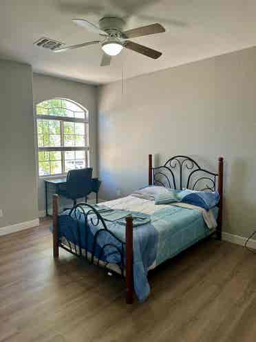 Private Rooms for Monthly Rent!