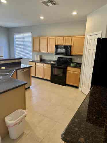 Private Rooms for Monthly Rent!