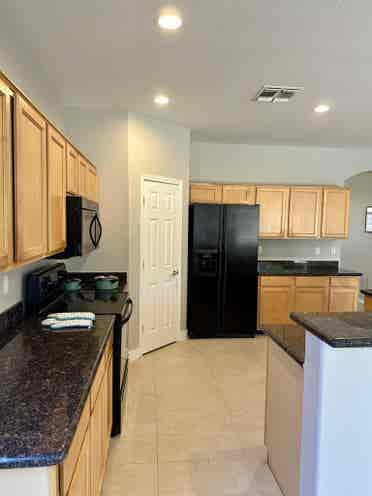 Private Rooms for Monthly Rent!