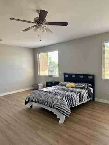 Private Rooms for Monthly Rent!