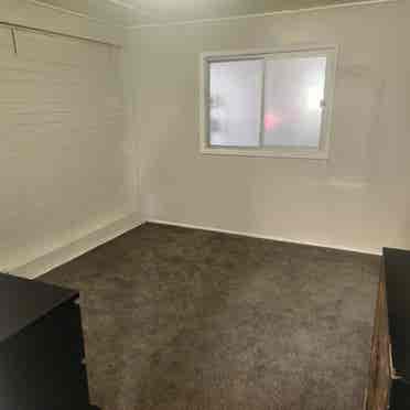 Cute granny flat in quiet street