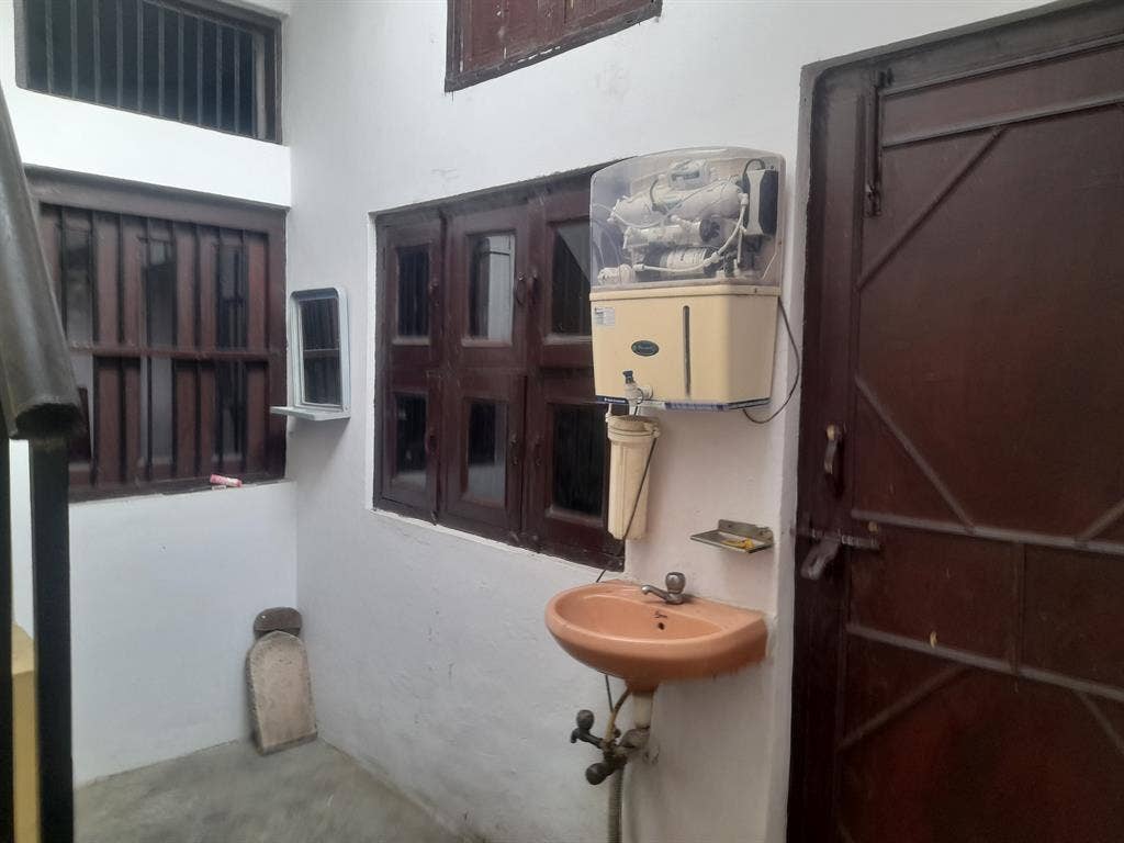 5 bHK