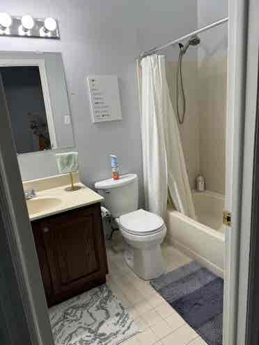 Room for Rent-Female Roommate Only