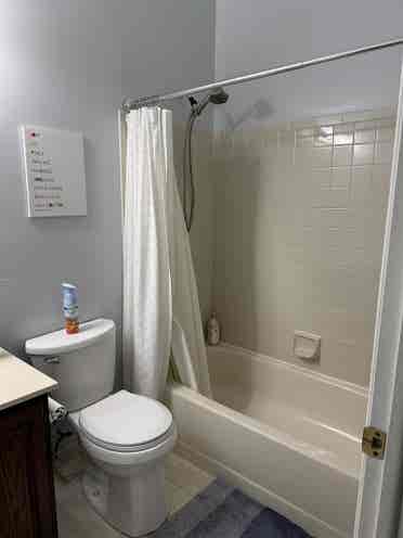 Room for Rent-Female Roommate Only