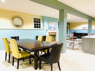Room Rental at Elegant Estate