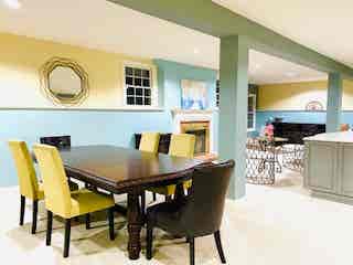 Room Rental at Elegant Estate