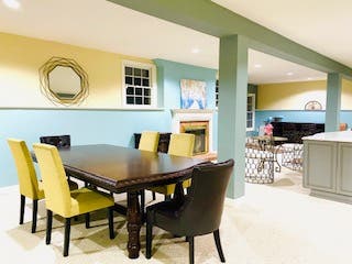 Room Rental at Elegant Estate