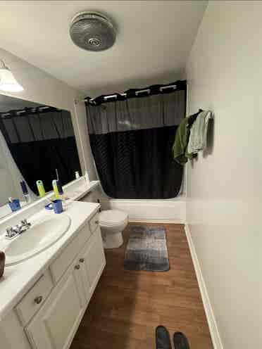 Private room and bathroom in Irvine