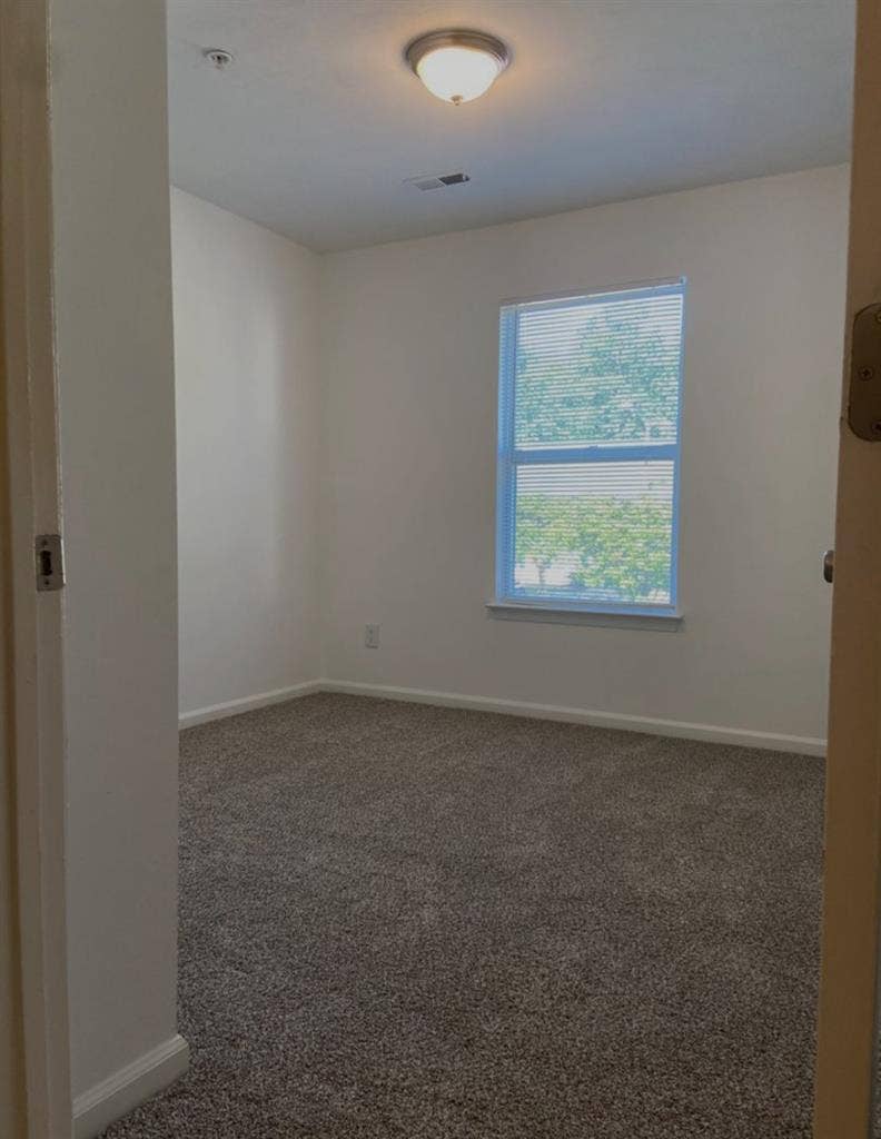Room for rent (Girls only)