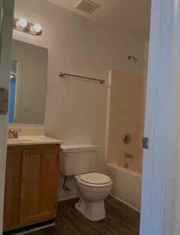 Room for rent (Girls only)