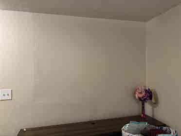 4 bedroom house.  Room rentals.